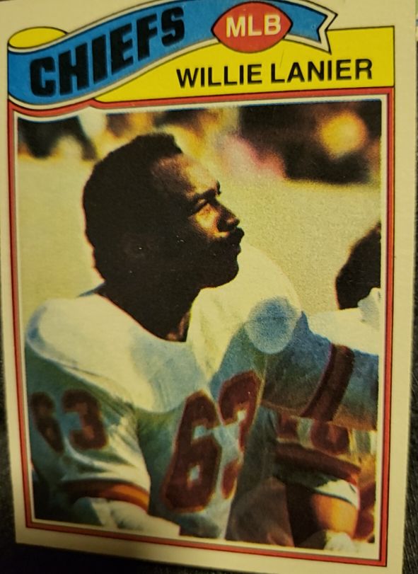 1977 Topps #155 Willie Lanier — front