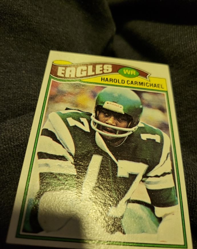 1977 Topps #144 Harold Carmichael — front