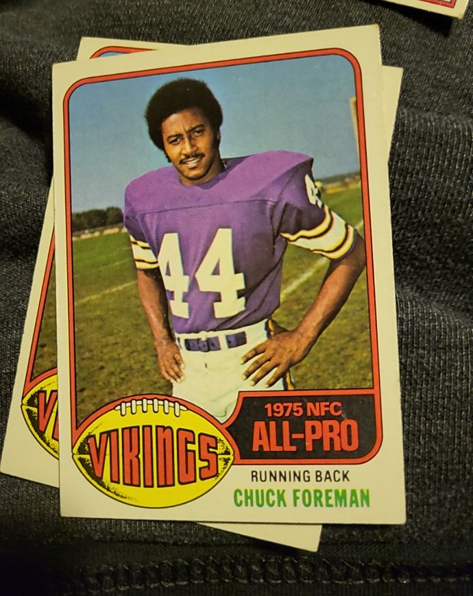 1976 Topps #400 Chuck Foreman — front