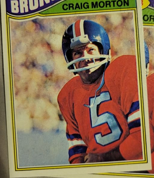 1977 Topps #27 Craig Morton Denver Broncos — front
