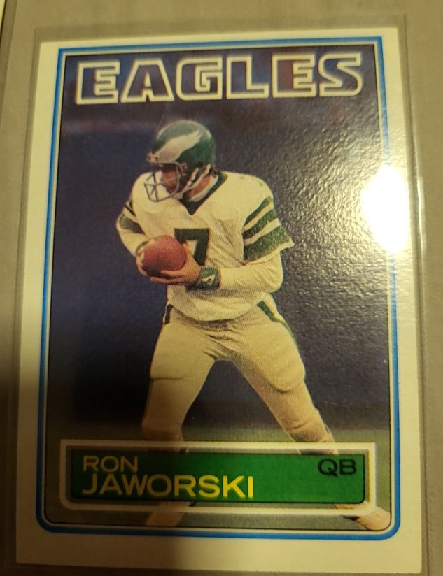 1983 Topps #142 Ron Jaworski — front