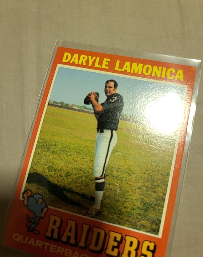1971 Topps #70 Daryle Lamonica — front