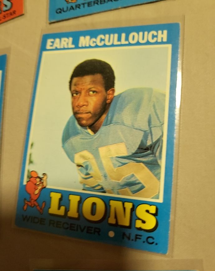 1971 Topps #127 Earl McCullouch — front