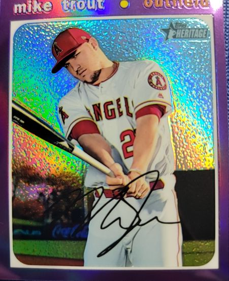 2020 Topps Heritage Chrome #THC-466 Mike Trout — front