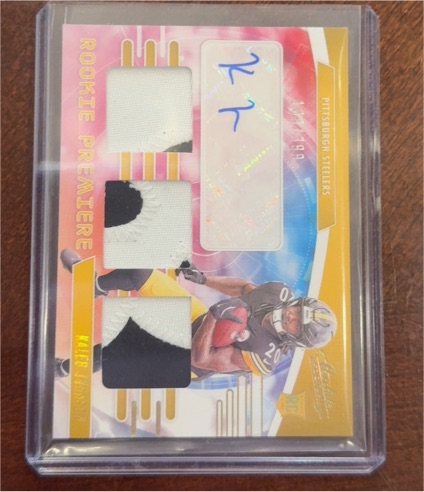 2019 Panini Absolute Rookie Premiere Materials Patch Auto Kyler Murray — front