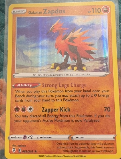 2021 Pokemon SWSH07: Evolving Skies #082 Galarian Zapdos — front