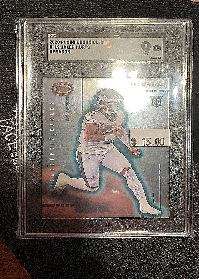 2020 Panini Chronicles Dynagon #D-19 Jalen Hurts — front
