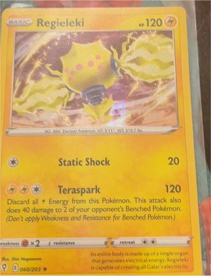 2022 Pokémon TCG SWSH07: Evolving Skies #060 Regieleki — front