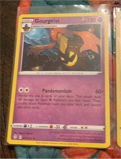 2022 Pokemon Evolving Skies #77 Gourgeist — front