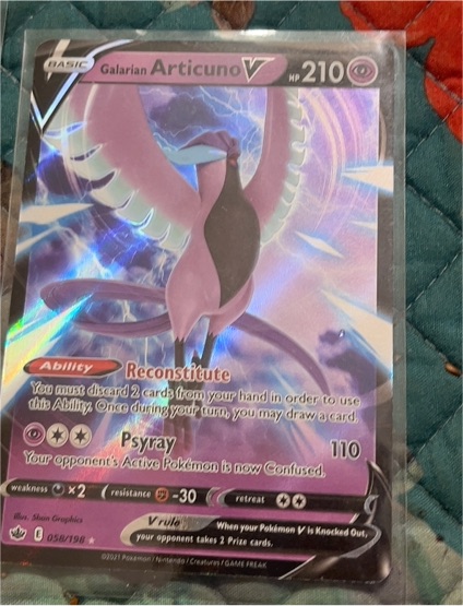 2021 Pokémon Chilling Reign #058 Galarian Articuno V — front
