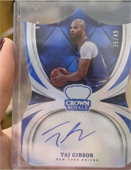 2021-22 Panini Crown Royale Royal Signatures #RS-TG Taj Gibson — front