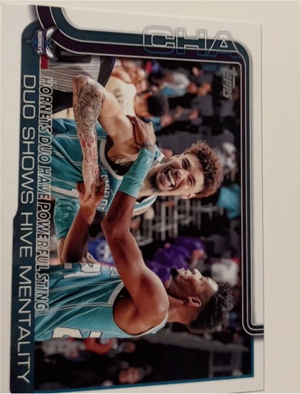 2025-26 Topps #283 Hornets Duo Have Powerful Sting: Duo Shows Hive Mentality — front