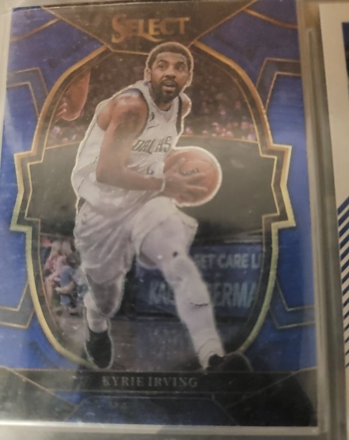 2022-23 Panini Select #30 Kyrie Irving Blue Prizms — front