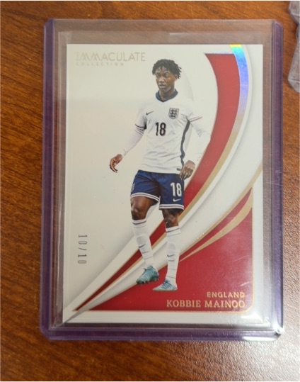 2024-25 Panini Immaculate Collection #10 Kobbie Mainoo — front