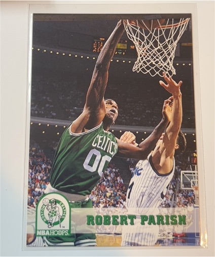 1993-94 NBA Hoops #16 Robert Parish — front