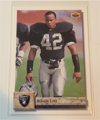 1992 Upper Deck #157 Ronnie Lott — front