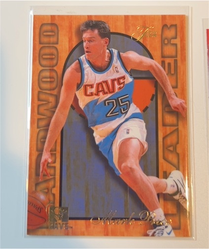 1995-96 Fleer Flair Hardwood Leader #5 Mark Price — front