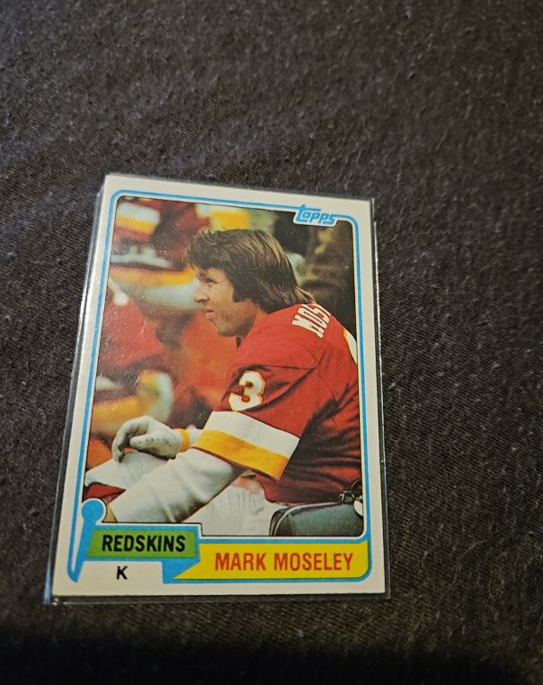 1981 Topps #145 Mark Moseley — front