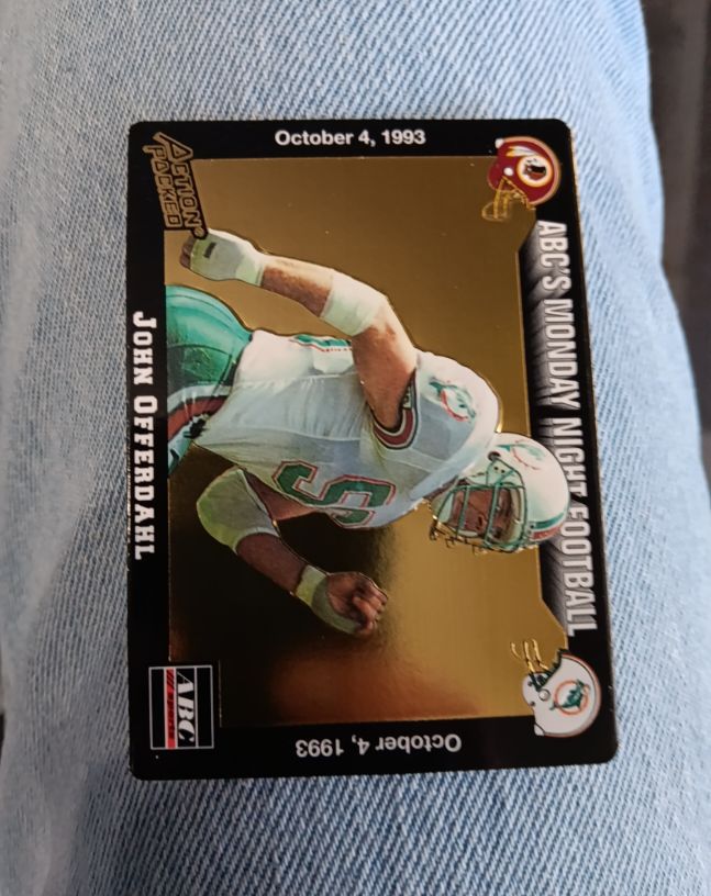 1993 Action Packed Monday Night Football #22 John Offerdahl — front