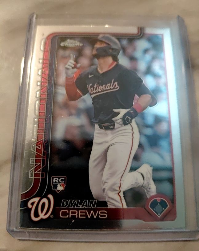 2025 Topps Chrome #146 Dylan Crews Washington Nationals RC — front