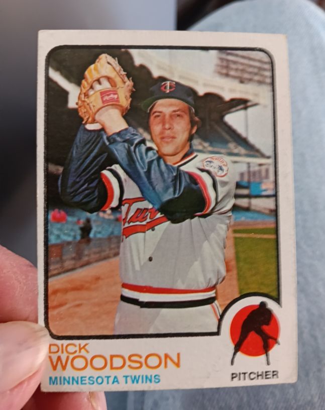 1973 Topps #98 Dick Woodson — front