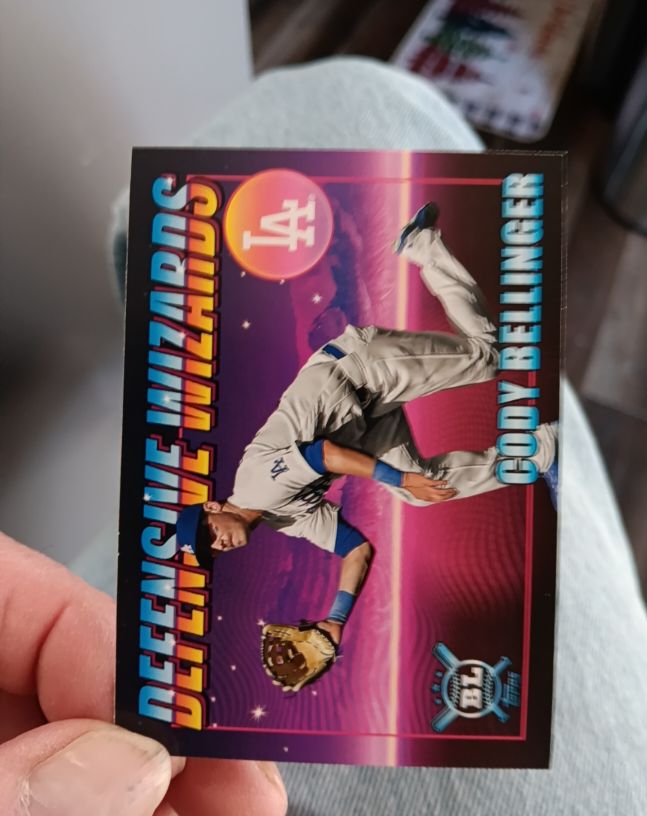 2021 Topps Big League #DW-13 Cody Bellinger Defensive Wizards — front