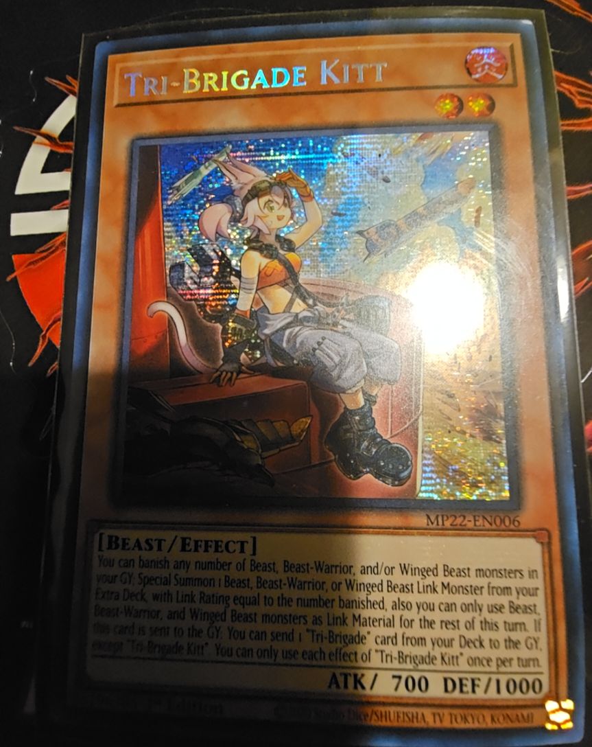 Yu-Gi-Oh! 2022 MP22-EN006 Tri-Brigade Kitt — front
