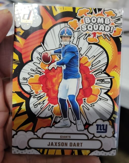 2025 Panini Donruss #BS-JDT Jaxson Dart Bomb Squad — front