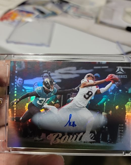 2025 Panini Luminance #77 Kayshon Boutte — front