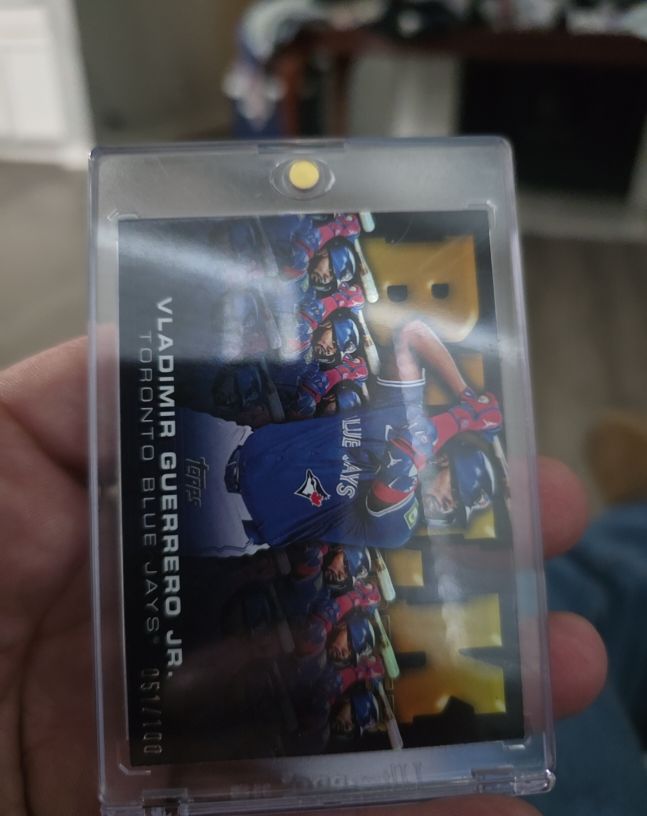 2023 Topps Vladimir Guerrero Jr. #05/100 — front