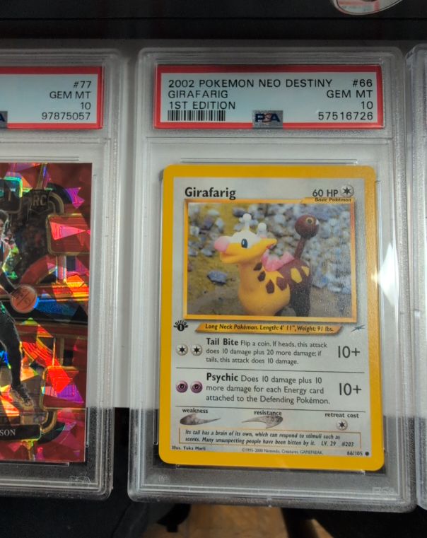 2002 Pokémon Neo Destiny #66 Girafarig — front