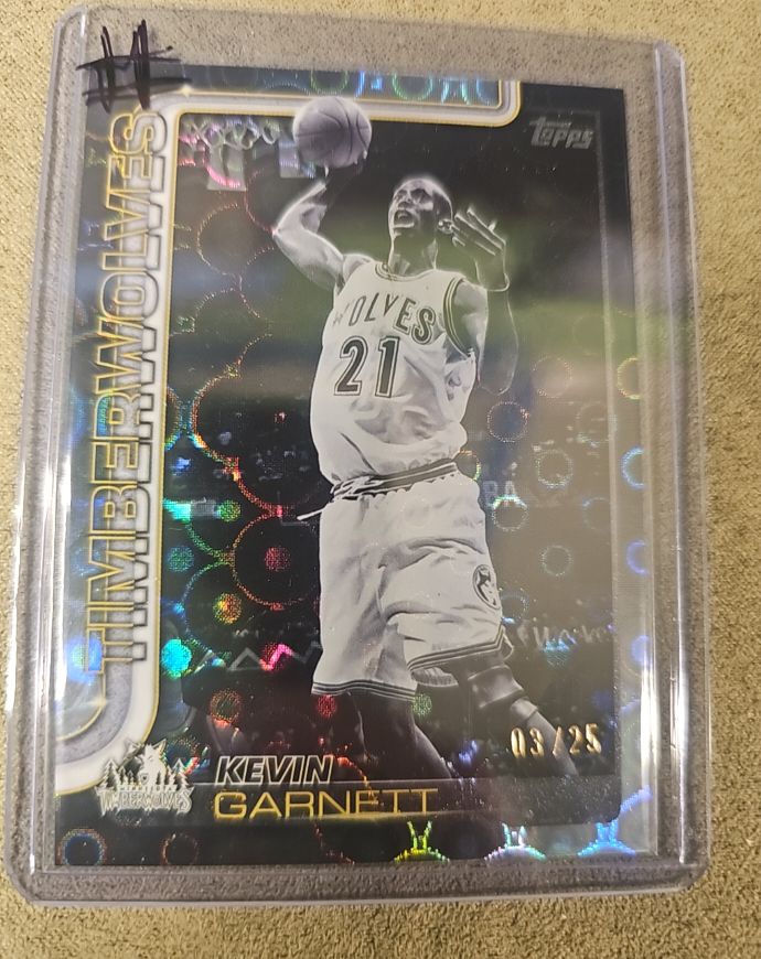 2025-26 Topps #254 Kevin Garnett — front