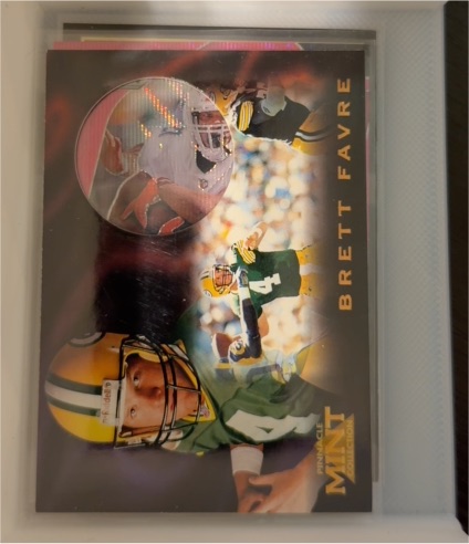 1996 Pinnacle Mint #9 Brett Favre — front
