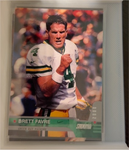 2000 Topps Stadium Club #80 Brett Favre — front