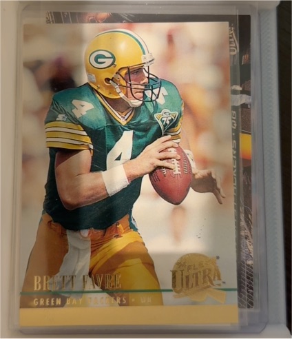 1994 Fleer Ultra #107 Brett Favre — front