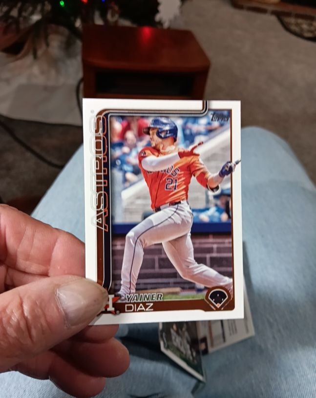 2025 Topps Series 1 #299 Yainer Diaz — front