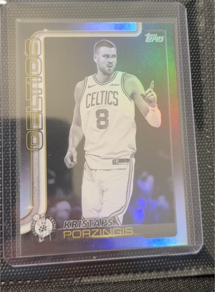 2025-26 Topps #3 Kristaps Porzingis Blackout — front