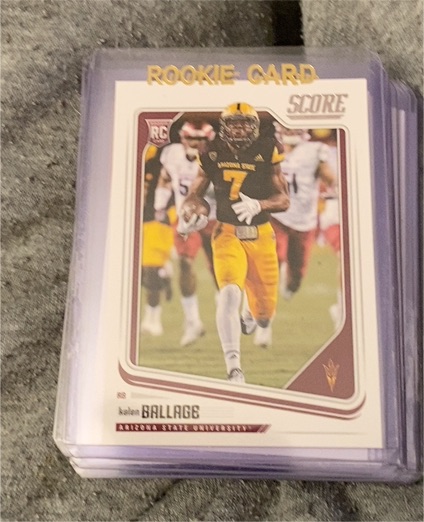 2018 Panini Score #372 Kalen Ballage Rookie Card — front