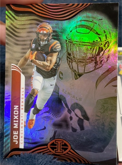 2022 Panini Illusions #18 Joe Mixon — front