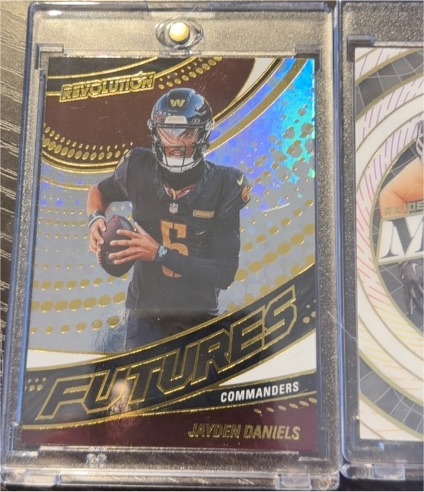 2025 Panini Revolution #5 Jayden Daniels — front