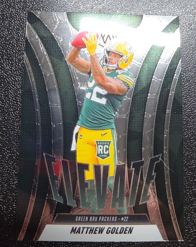 2025 Panini Mosaic #3 Matthew Golden Elevate Rookie — front