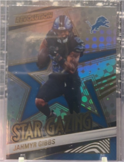 2025 Panini Revolution #10 Jahmyr Gibbs — front