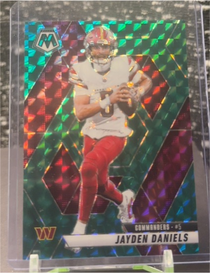 2025 Panini Mosaic #5 Jayden Daniels — front