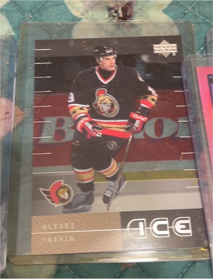 2000 Upper Deck Ice Alexei Yashin — front