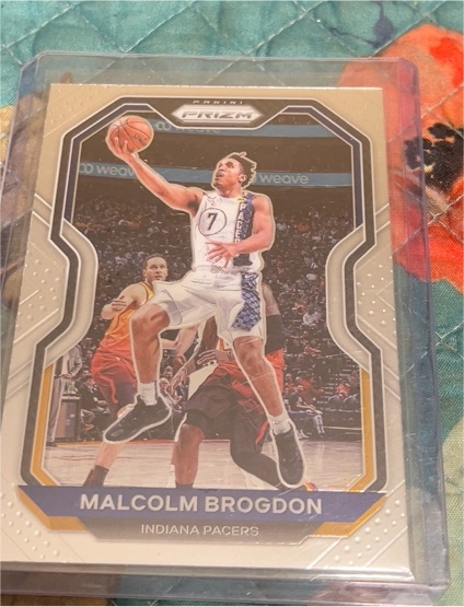 2020-21 Panini Prizm Malcolm Brogdon Indiana Pacers — front