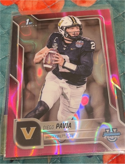 2025 Bowman Chrome University #190 Diego Pavia — front