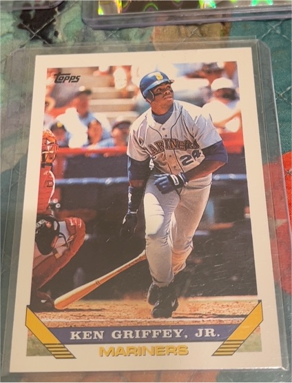 1993 Topps #179 Ken Griffey, Jr. — front