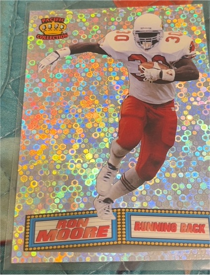 1994 Pacific Collection #22 Ron Moore — front