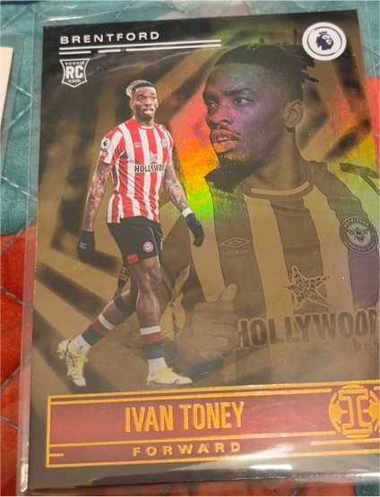2021-22 Panini Chronicles Illusions #172 Ivan Toney — front