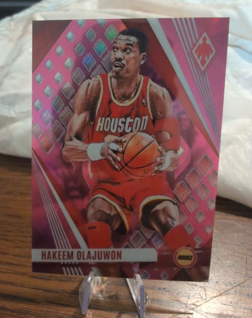 2023-24 Panini Phoenix #197 Hakeem Olajuwon — front